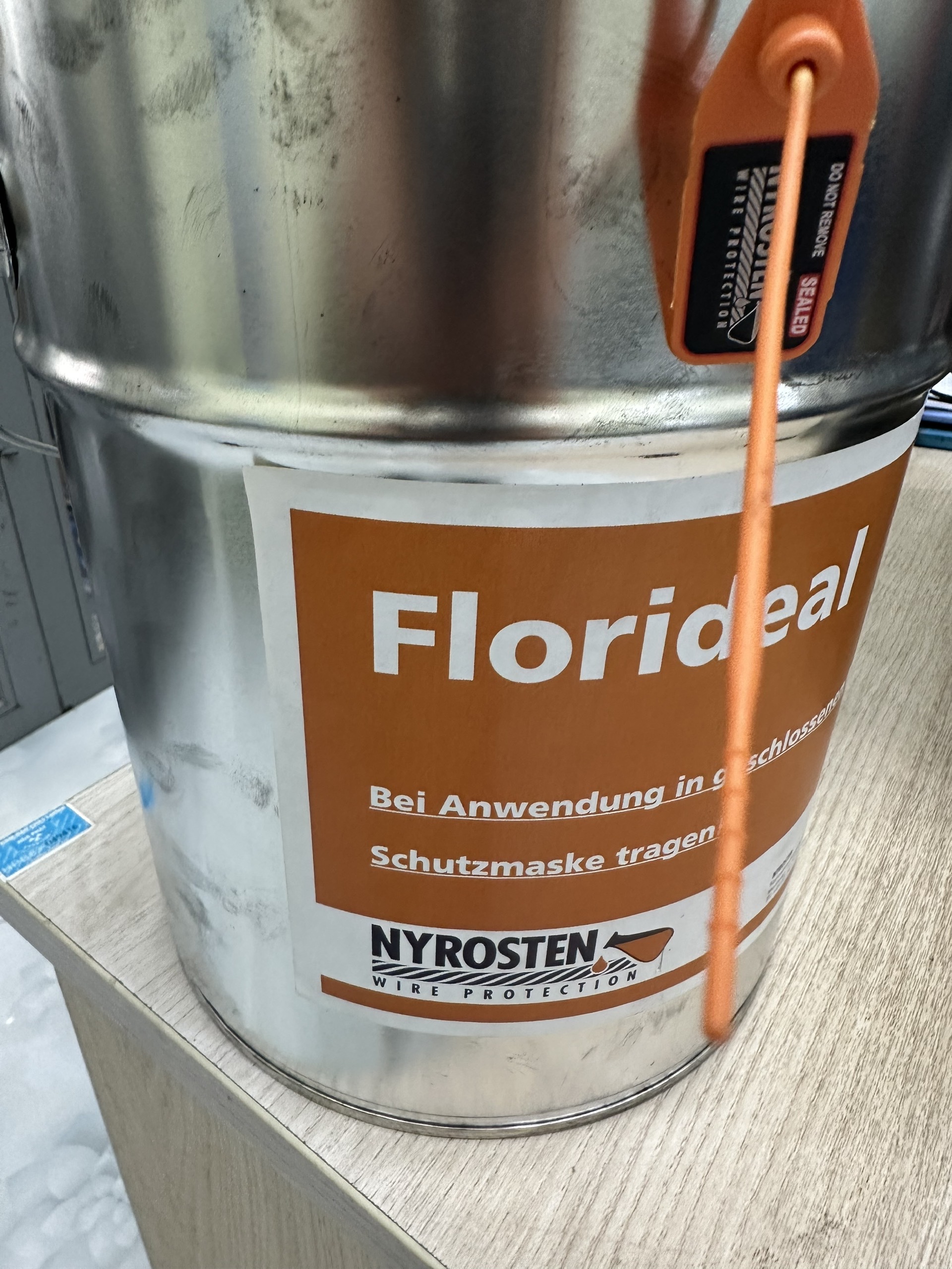 nhot-bao-duong-cap-drako-Florideal Powder-incotes-5