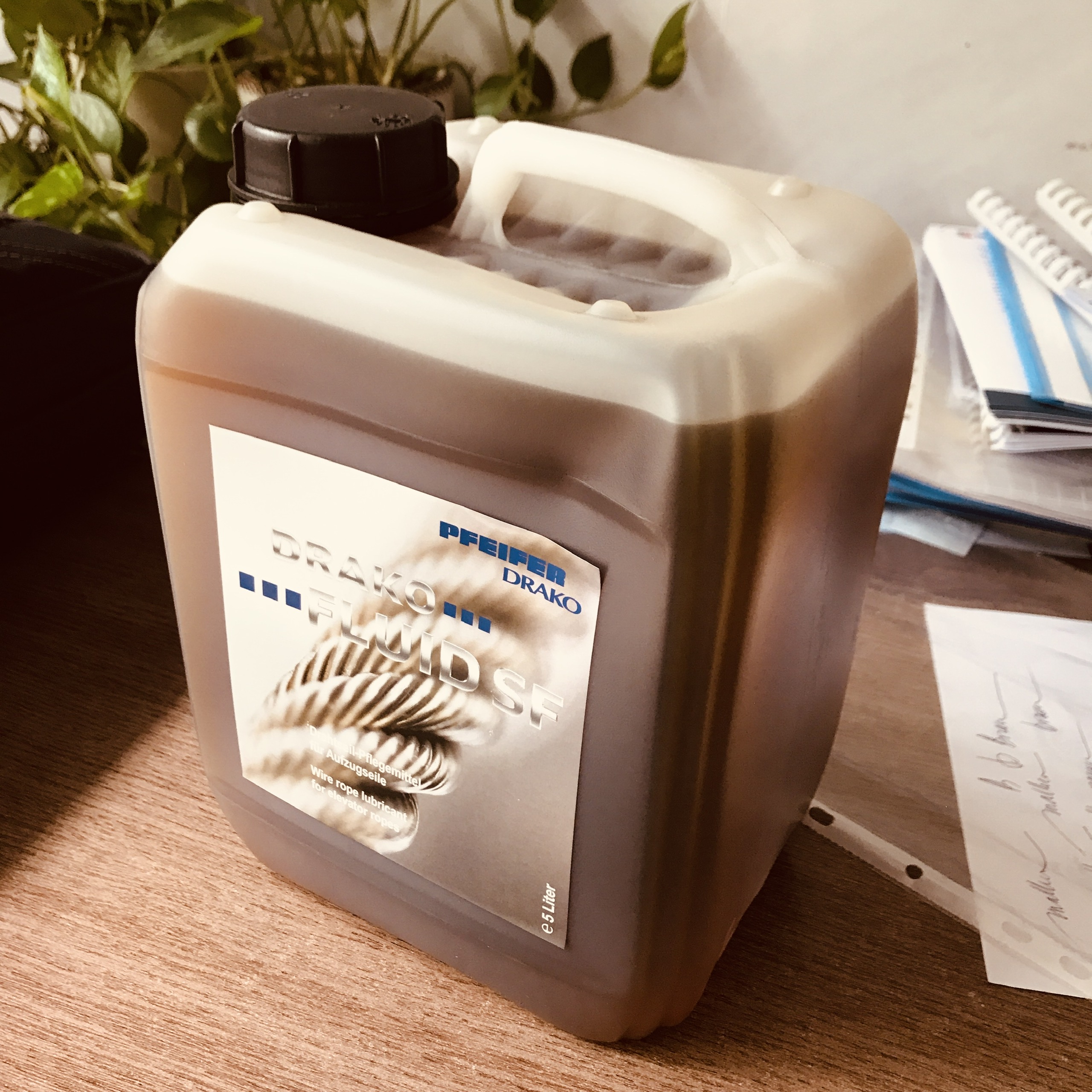 nhot-bao-duong-cap-drako-Fluid SF-incotes-3